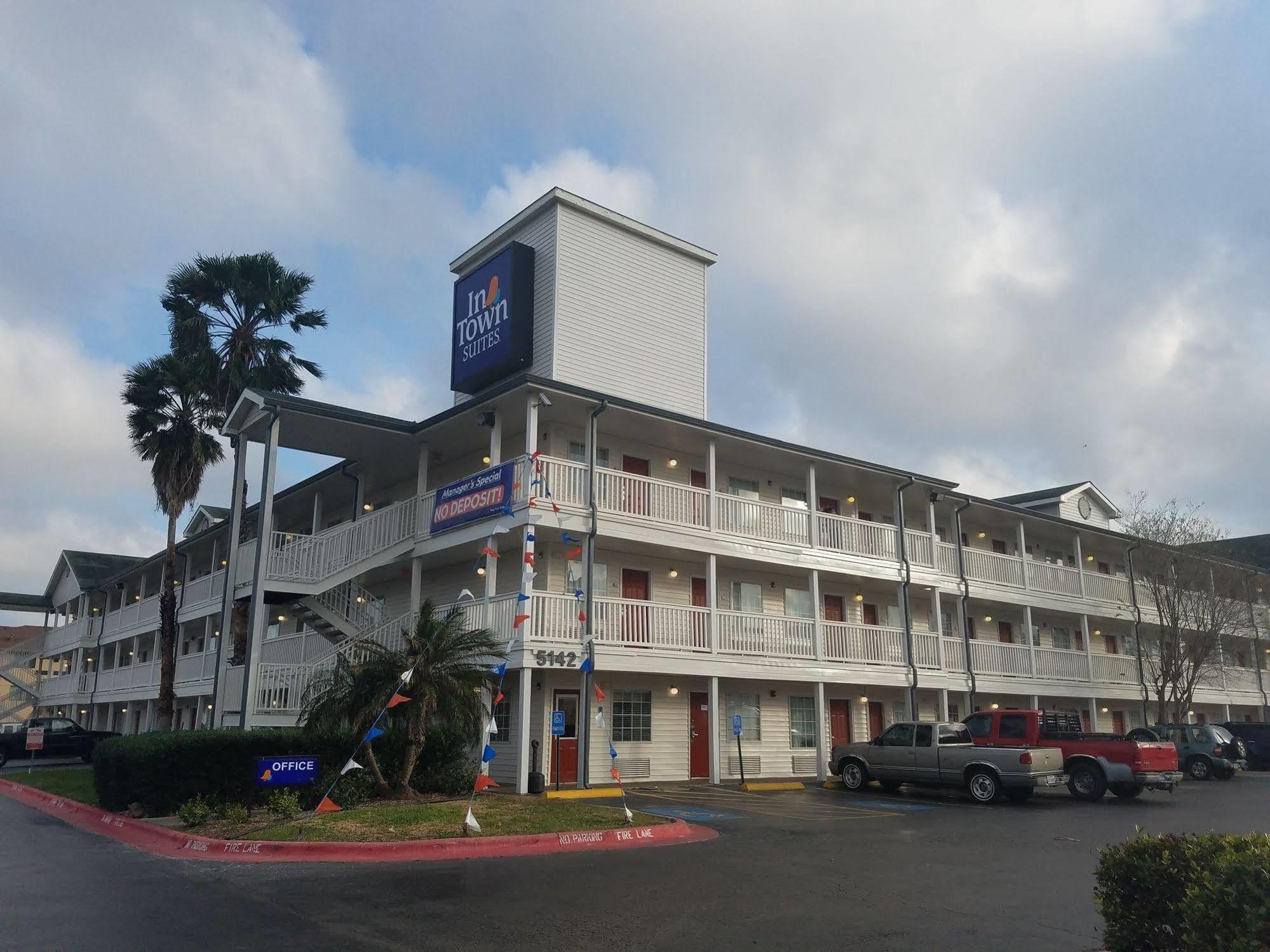 Intown Suites Extended Stay Select Corpus Christi Tx Exterior foto